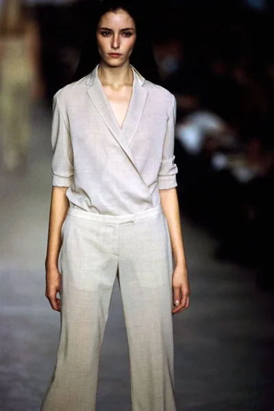 Look 49